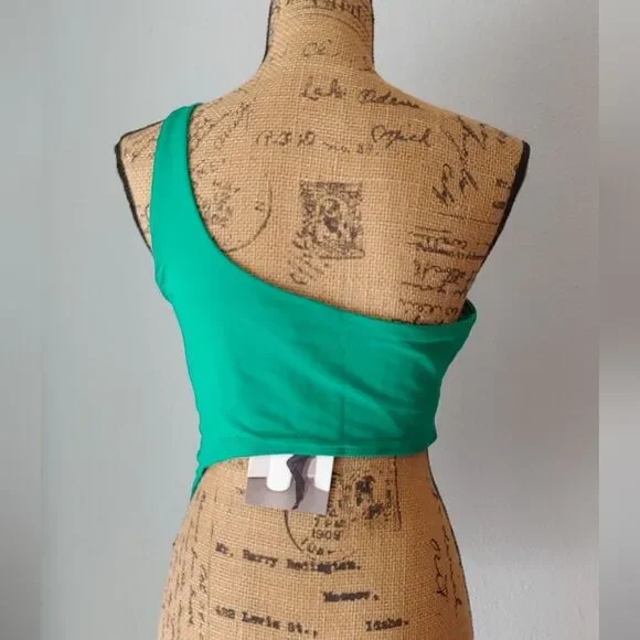 Naked Wardrobe Green Smooth Side Asymmetrical Crop Top NWT Sz XL NW-T2619 - Picture 3 of 11